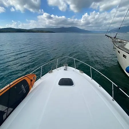 Yacht 보트호텔 *
