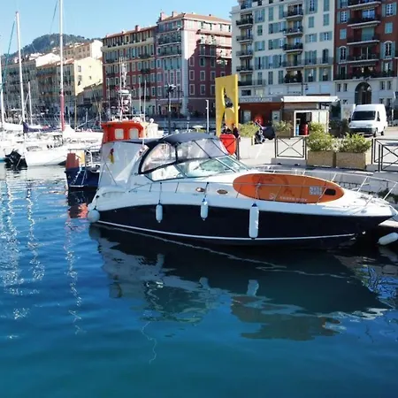 보트호텔 Yacht 니스